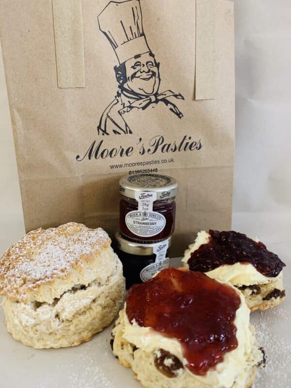 Cream Tea for 2 (2x Scones, Jam & Cream Inc.) - Image 2