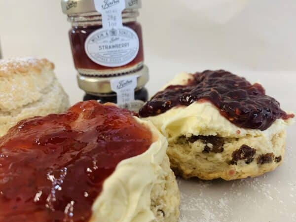 Cream Tea for 2 (2x Scones, Jam & Cream Inc.)