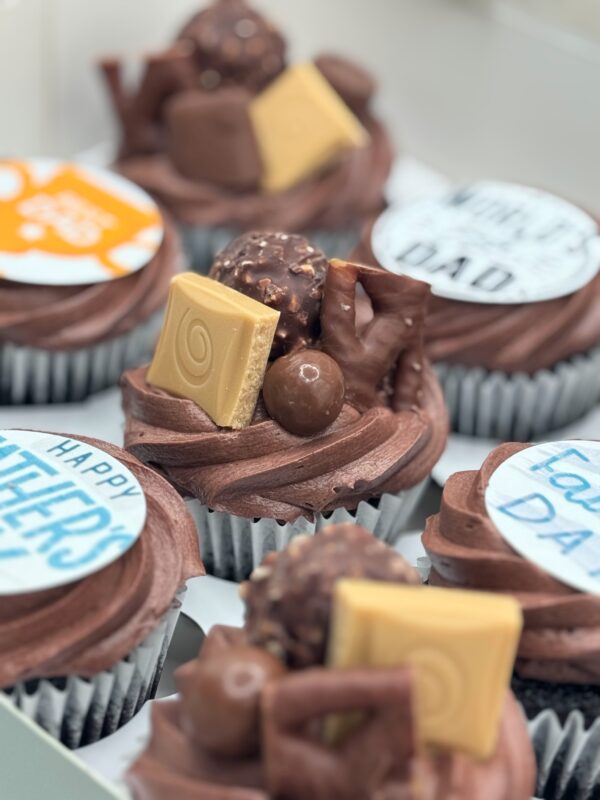Father’s Day Chocolate Cupcake Box!
