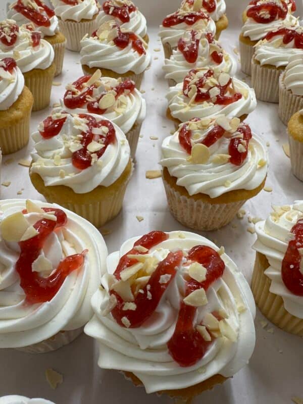 £1 Cupcake Day - Image 8